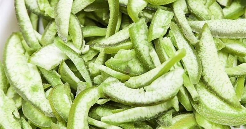 Vỏ bưởi chứa chất xơ pectin hỗ trợ hệ tiêu hóa khỏe mạnh
